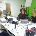 Els alumnes de 3r d’ESO aprenen a elaborar informatius radiofònics